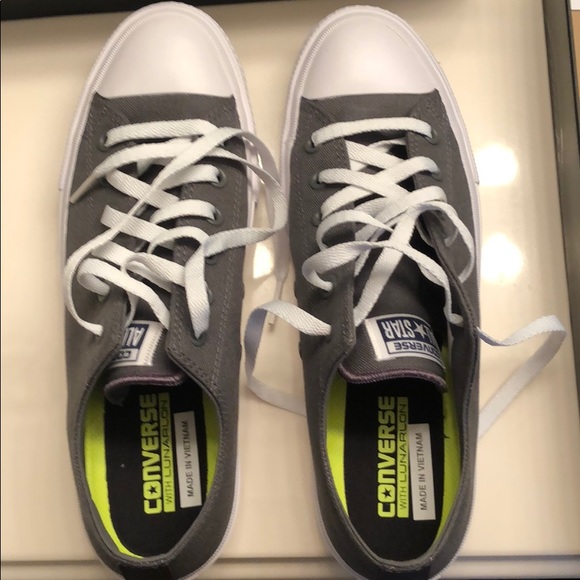 mens grey converse size 10